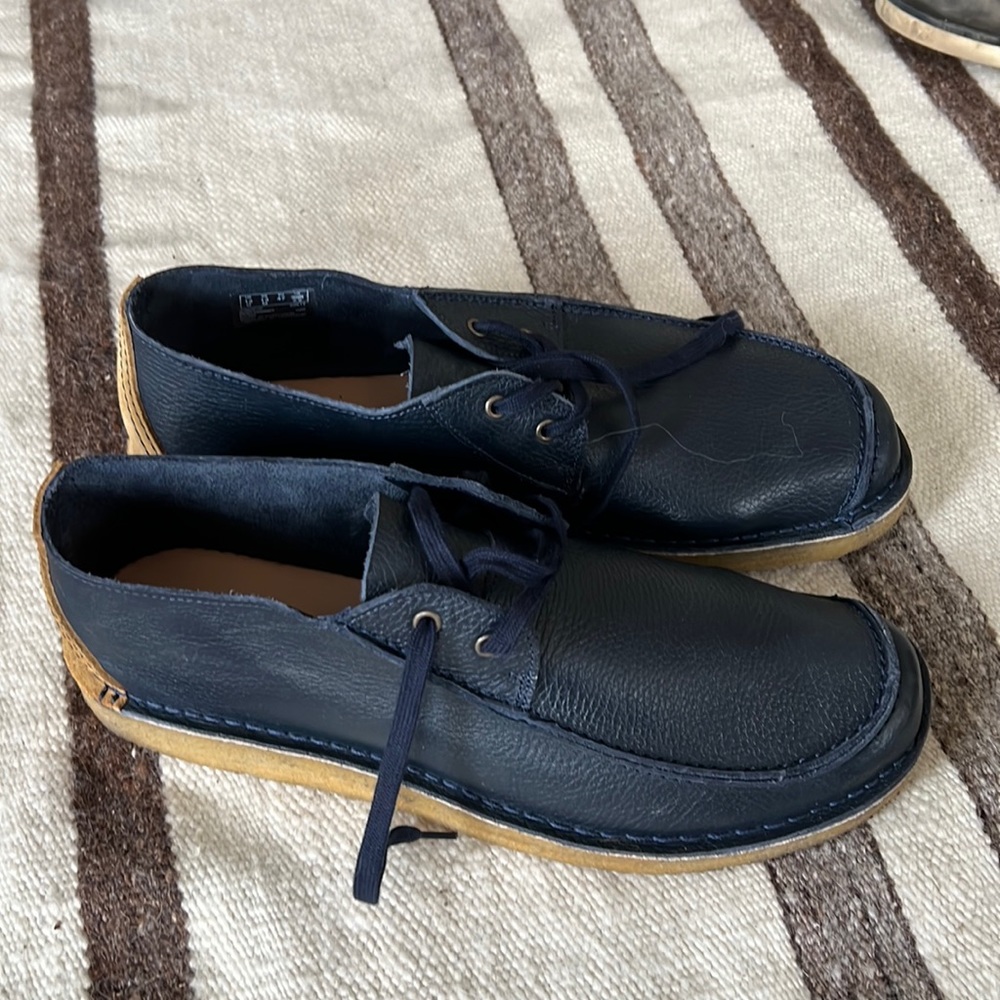 Clarks Seam Trek size 13 blue leather